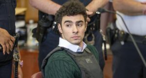 Luigi Mangione makes first court appearance of 2025