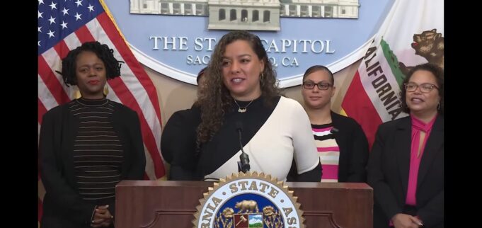 Lawmakers, Advocates Demand Justice for Incarcerated Women