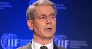 4/23: America Decides