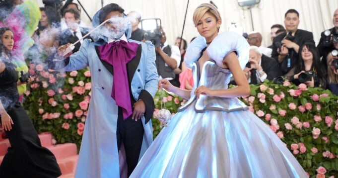 31 iconic Met Gala looks from the best-dressed guests since 1973