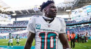 Source: Fins’ Hill has screws taken out of wrist Source: Fins' Hill has screws taken out of wrist