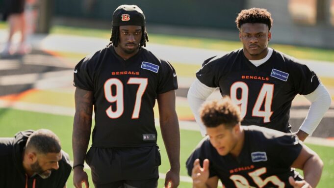 Bengals’ top pick Shemar Stewart skips camp drills, awaiting deal Bengals' top pick Shemar Stewart skips camp drills, awaiting deal
