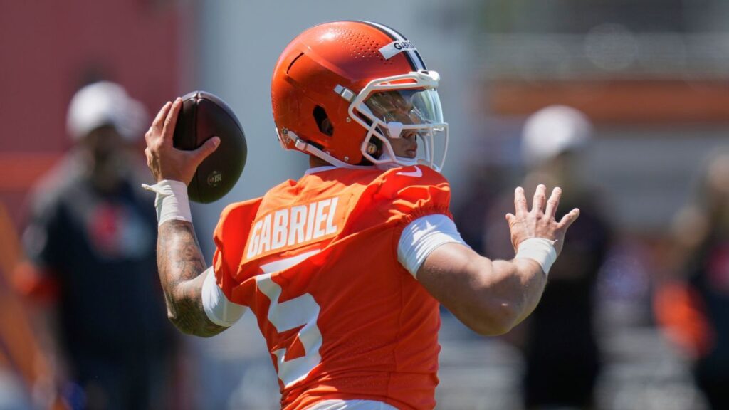 Browns QB Gabriel embracing addition of Sanders