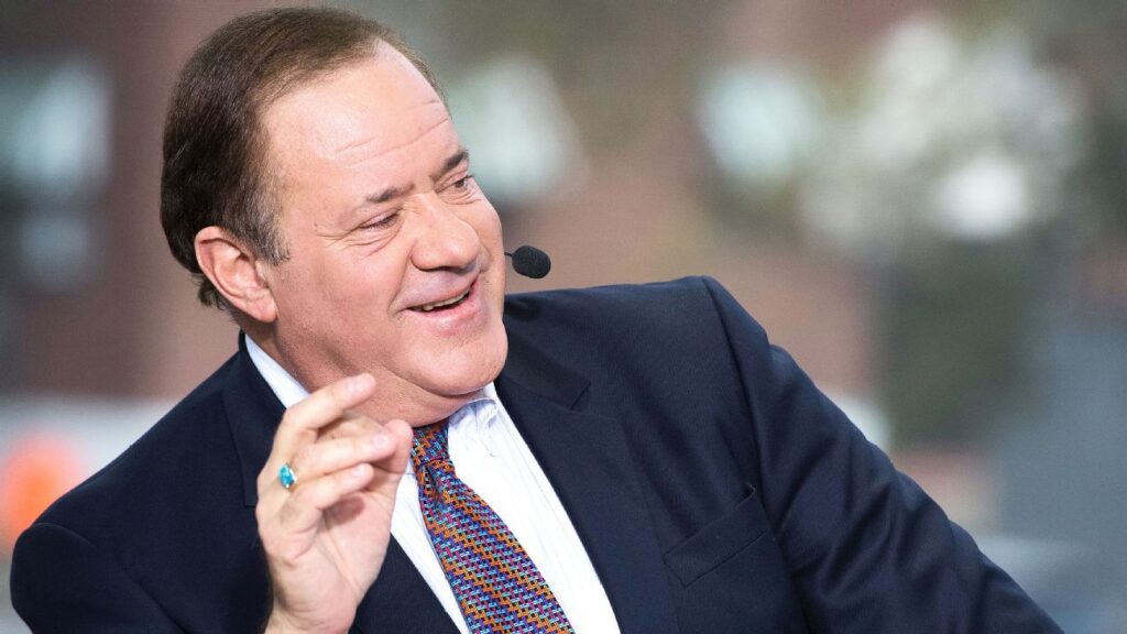 Whoop! Berman staying at ESPN through 2029