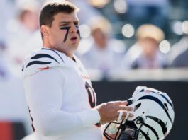 Bengals' Hendrickson: Won't play on current deal