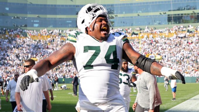 Sources: Jenkins skips Pack workouts over deal Sources: Jenkins skips Pack workouts over deal