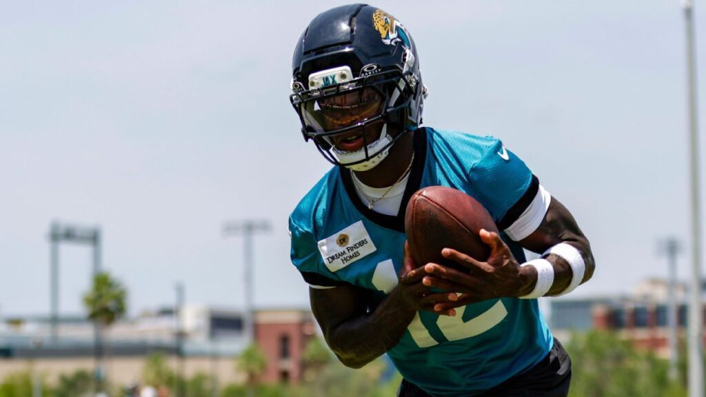 Lawrence: Hunter brings 'juice' to Jags' offense
