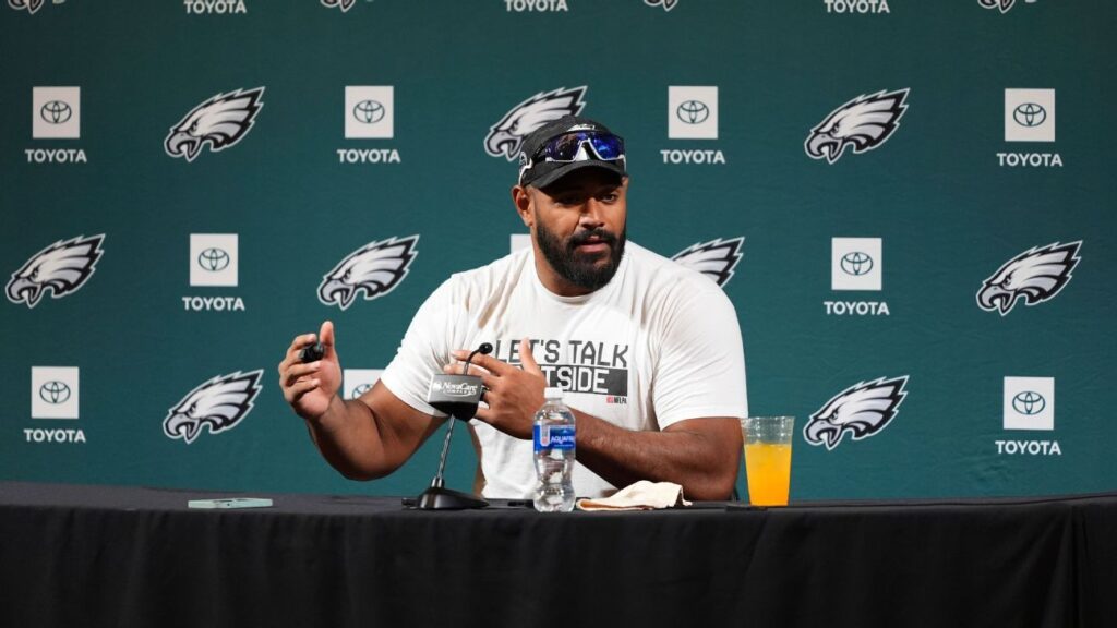 Eagles downplay tush push import as vote looms