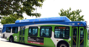 Department of Veterans Affairs expands outreach with new marketing campaign and celebrates staff service achievements