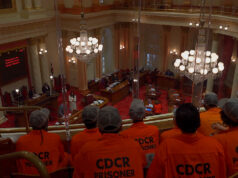 California Legislature Advances Bill to Raise Pay for Inmate Firefighters