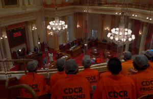 California Legislature Advances Bill to Raise Pay for Inmate Firefighters