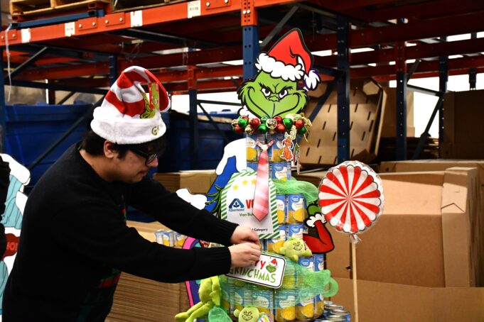 Local Food Bank Hosts Can Tree Wonderland: NY Rockin’ Christmas Edition