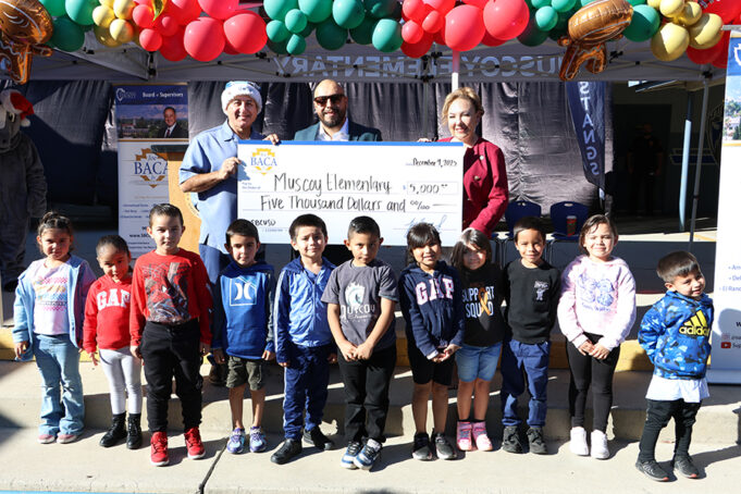 San Bernardino County Fifth District Supervisor Joe Baca, Jr. Delivers Holiday Joy to Muscoy Elementary Students